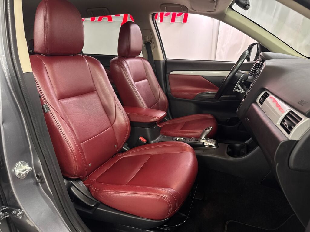 Mitsubishi Outlander PHEV 2015 Harmaa