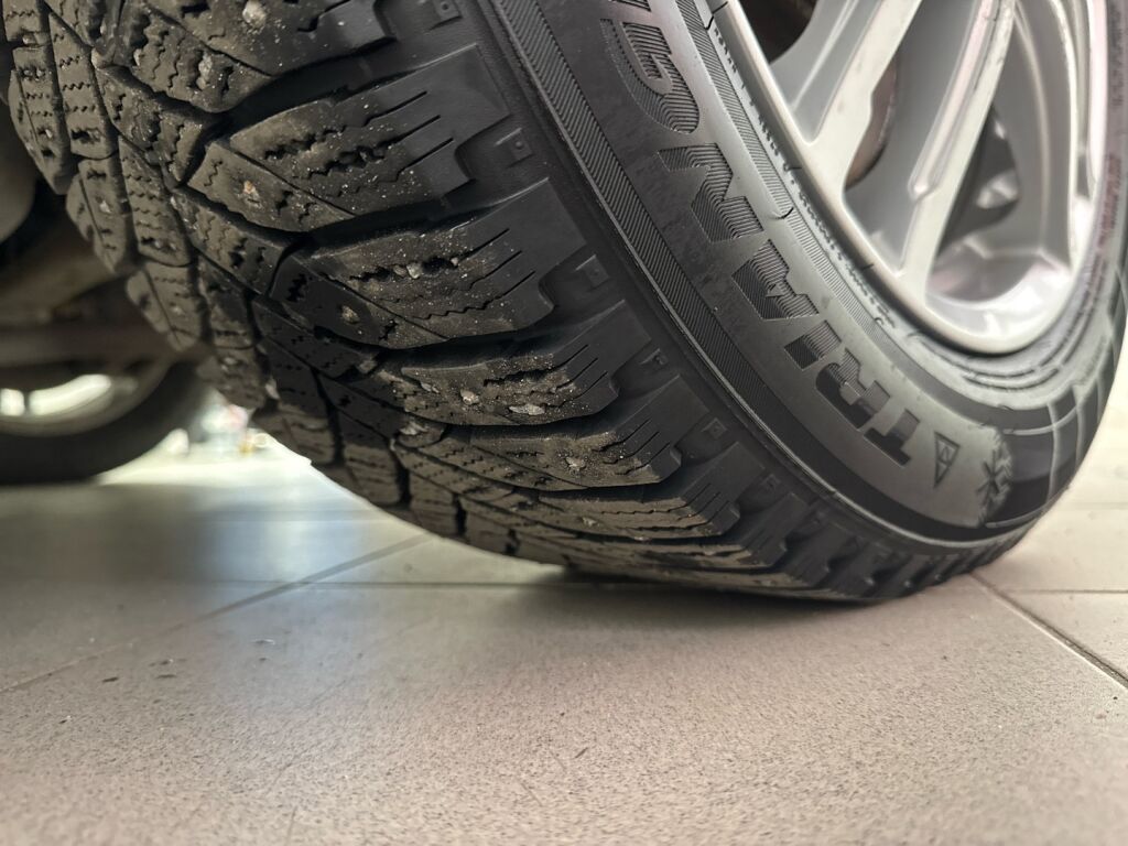 Mitsubishi Outlander PHEV 2015 Harmaa