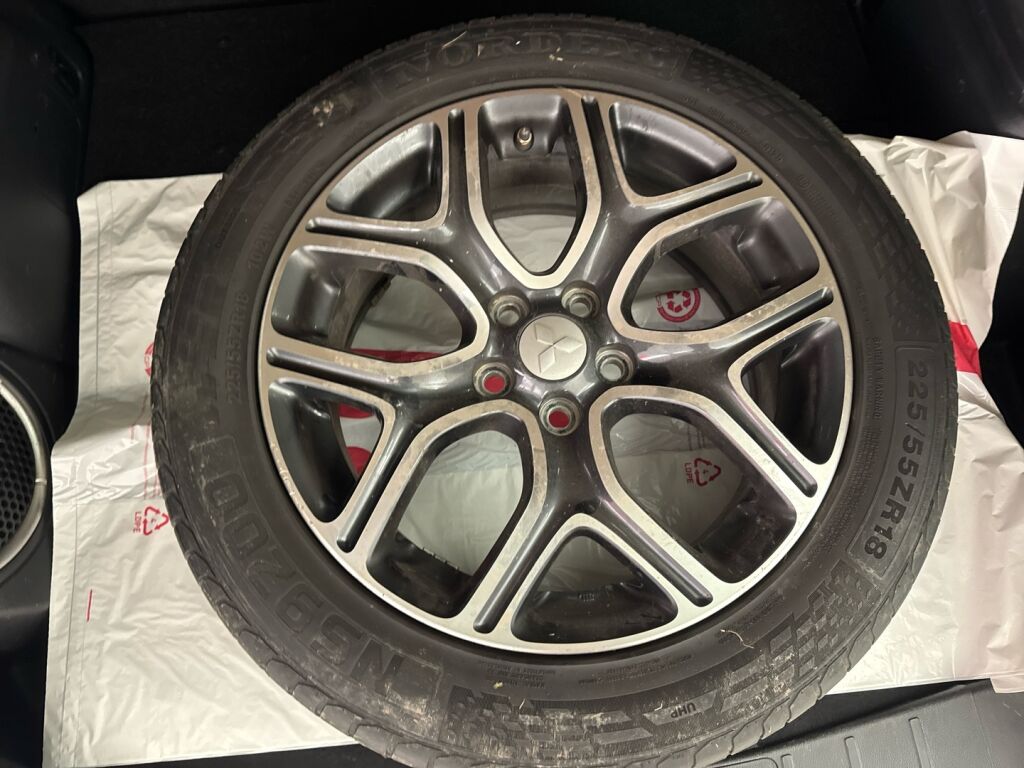 Mitsubishi Outlander PHEV 2015 Harmaa