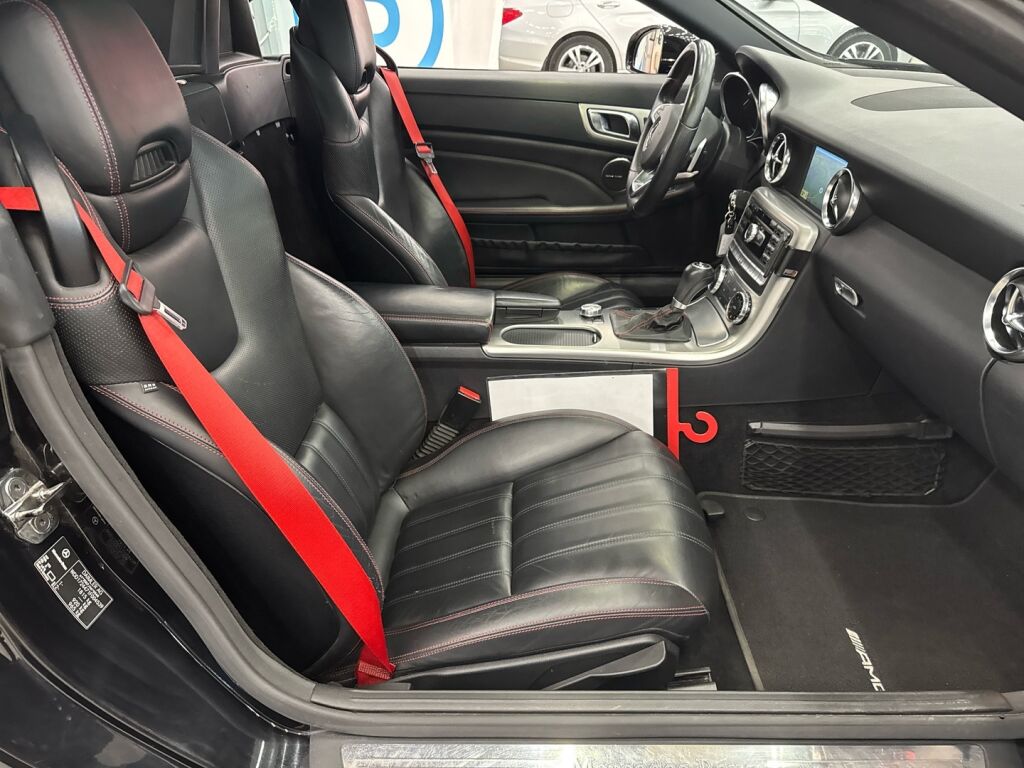 Mercedes-Benz SLK 2011 Musta