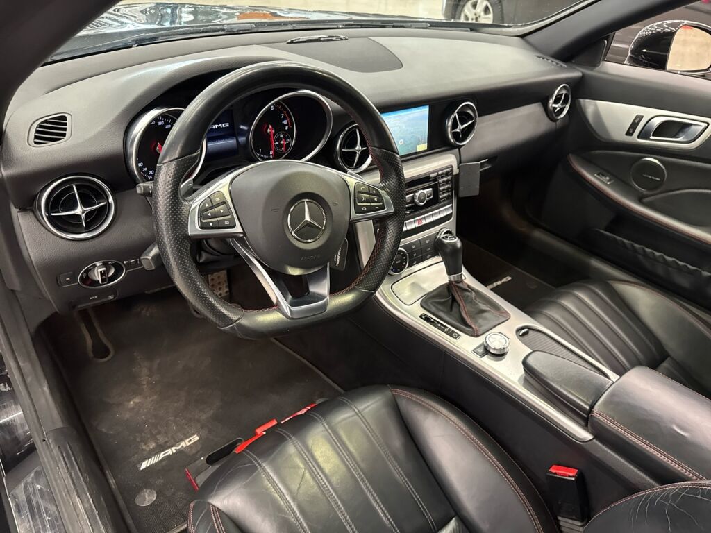 Mercedes-Benz SLK 2011 Musta