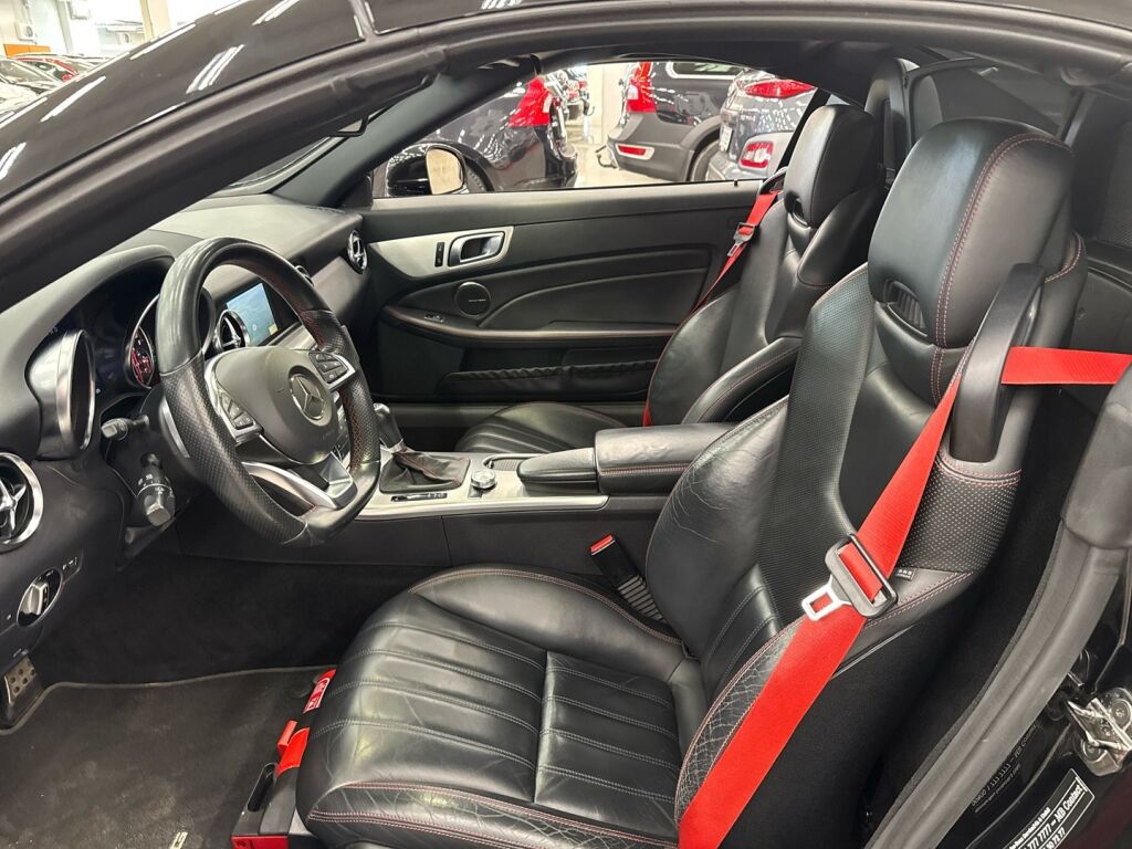 Mercedes-Benz SLK 2011 Musta