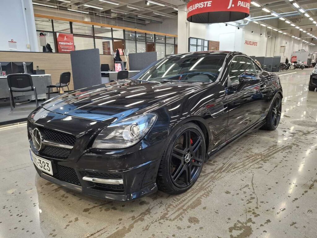 Mercedes-Benz SLK 2011 Musta