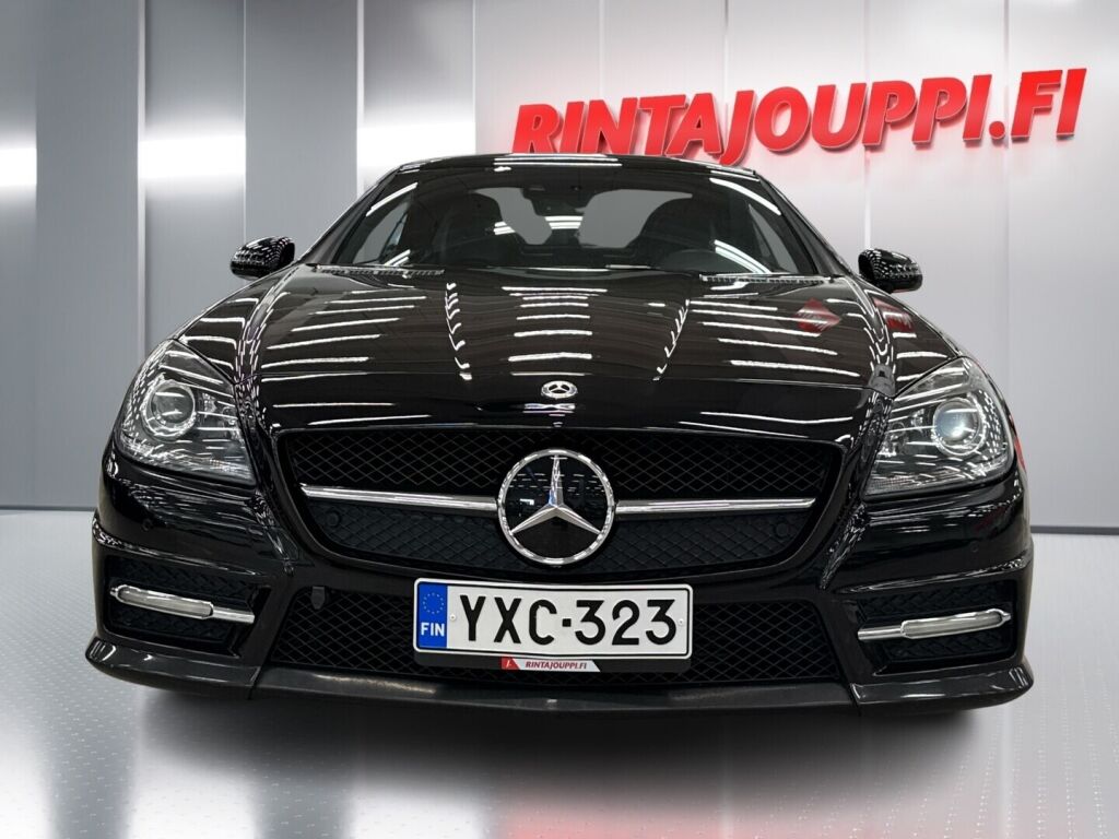 Mercedes-Benz SLK 2011 Musta
