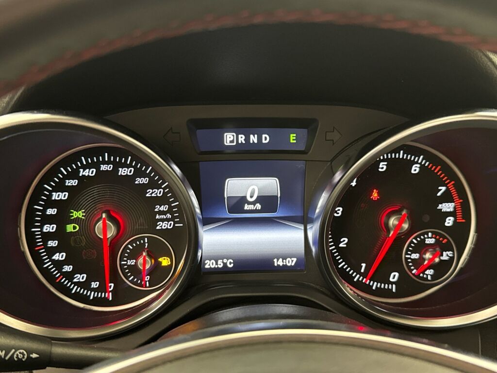 Mercedes-Benz SLK 2011 Musta