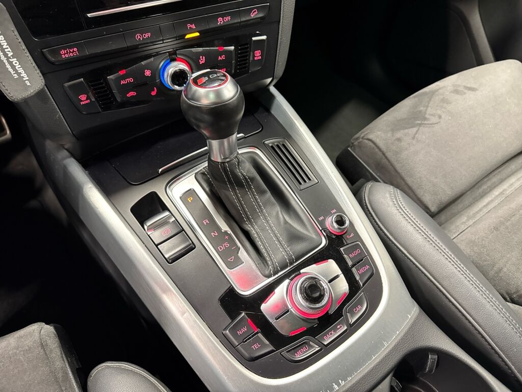 Audi SQ5 2015 Harmaa