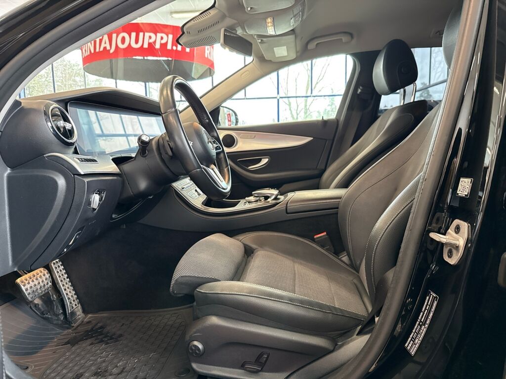 Mercedes-Benz E 2020 Musta