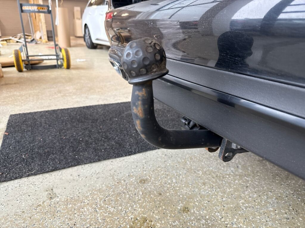 Mercedes-Benz E 2020 Musta