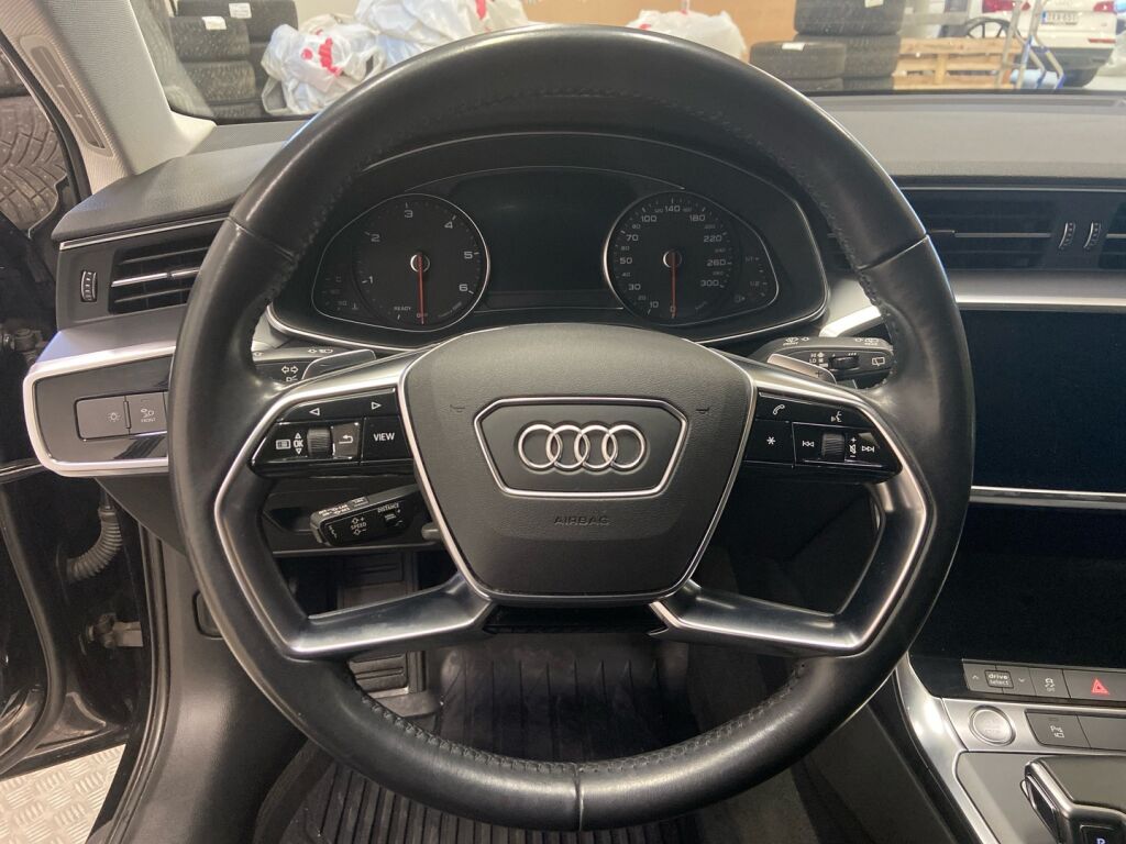 Audi A6 2020 Musta