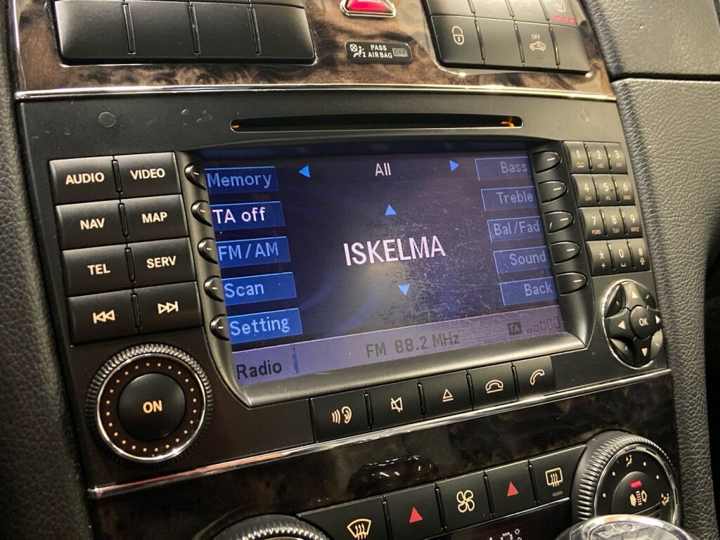 Mercedes-Benz CLK 2005 Hopea