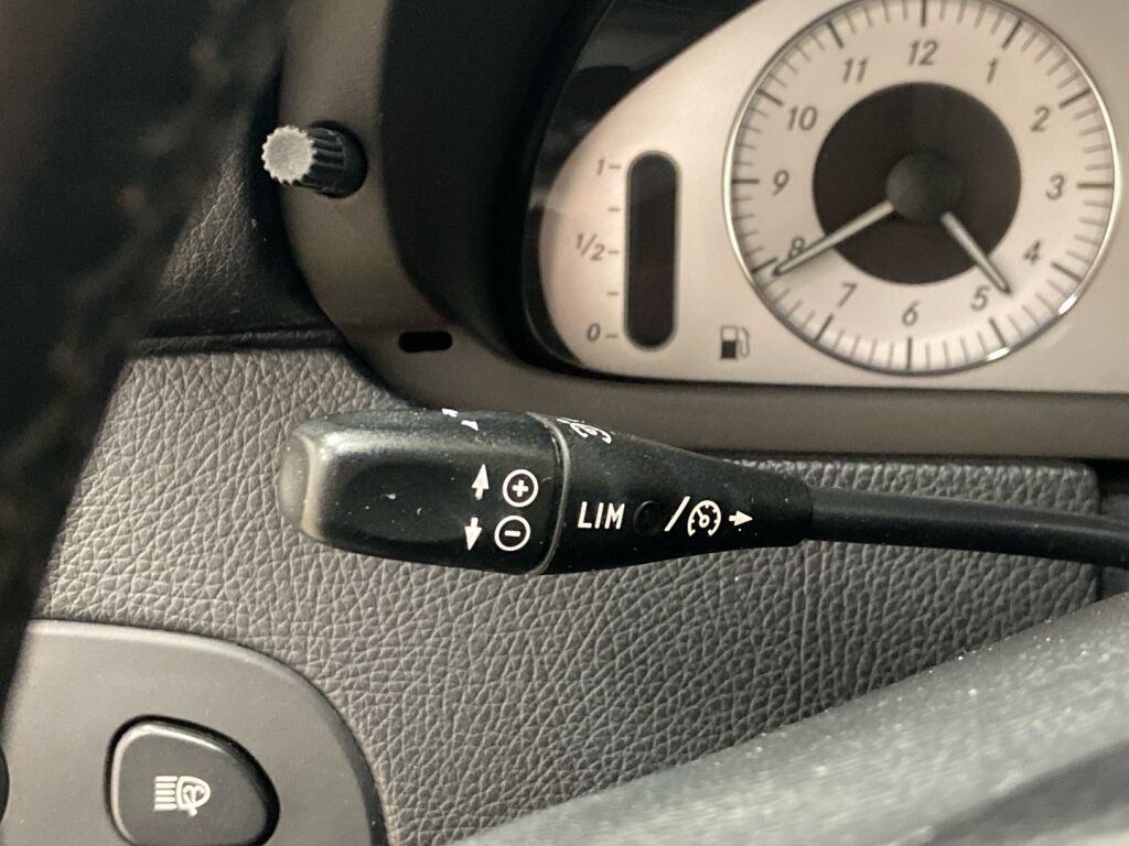 Mercedes-Benz CLK 2005 Hopea