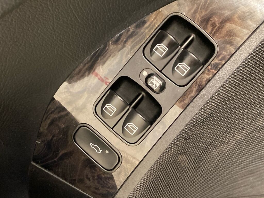 Mercedes-Benz CLK 2005 Hopea