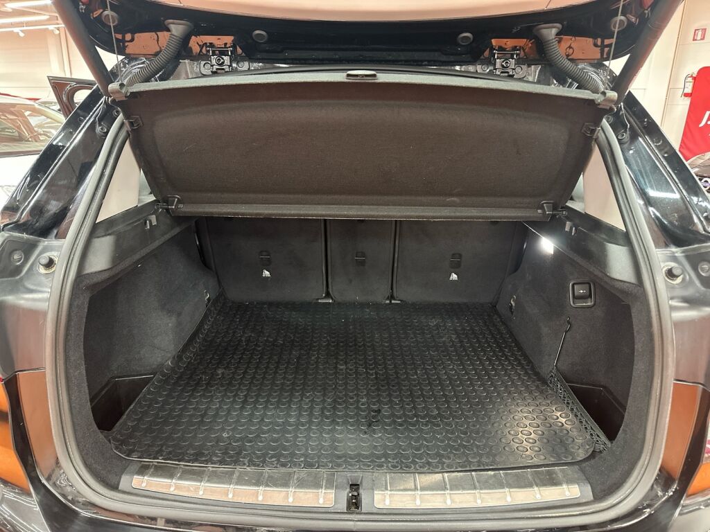 BMW X1 2018 Musta