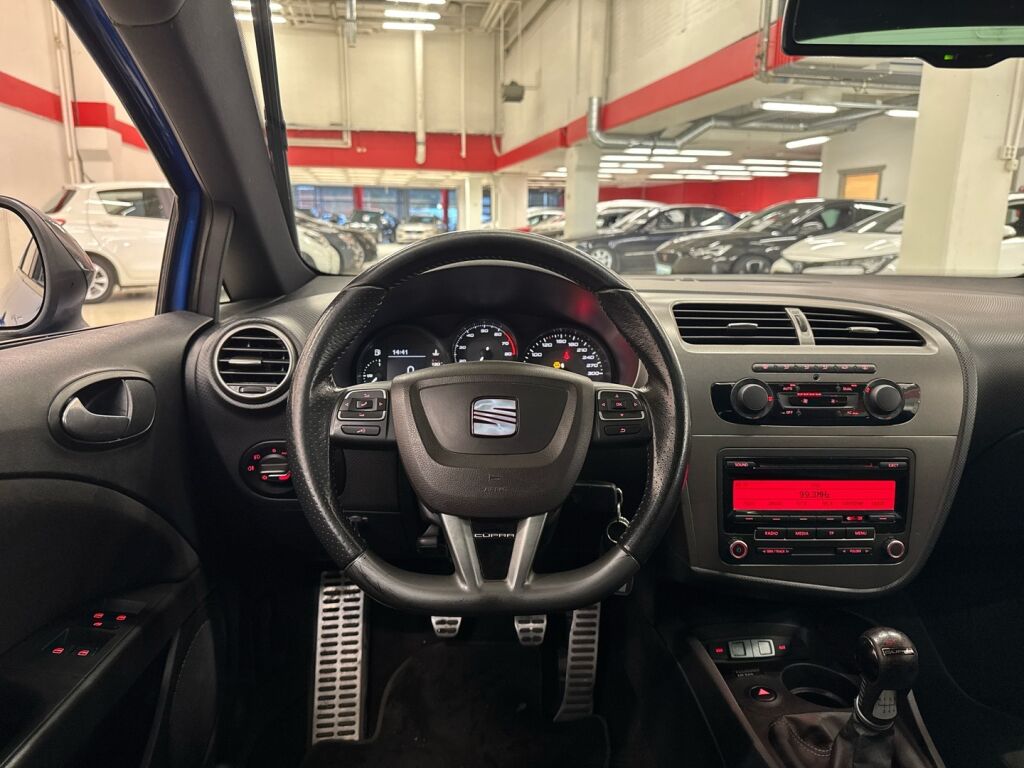 Seat Leon 2011 Sininen