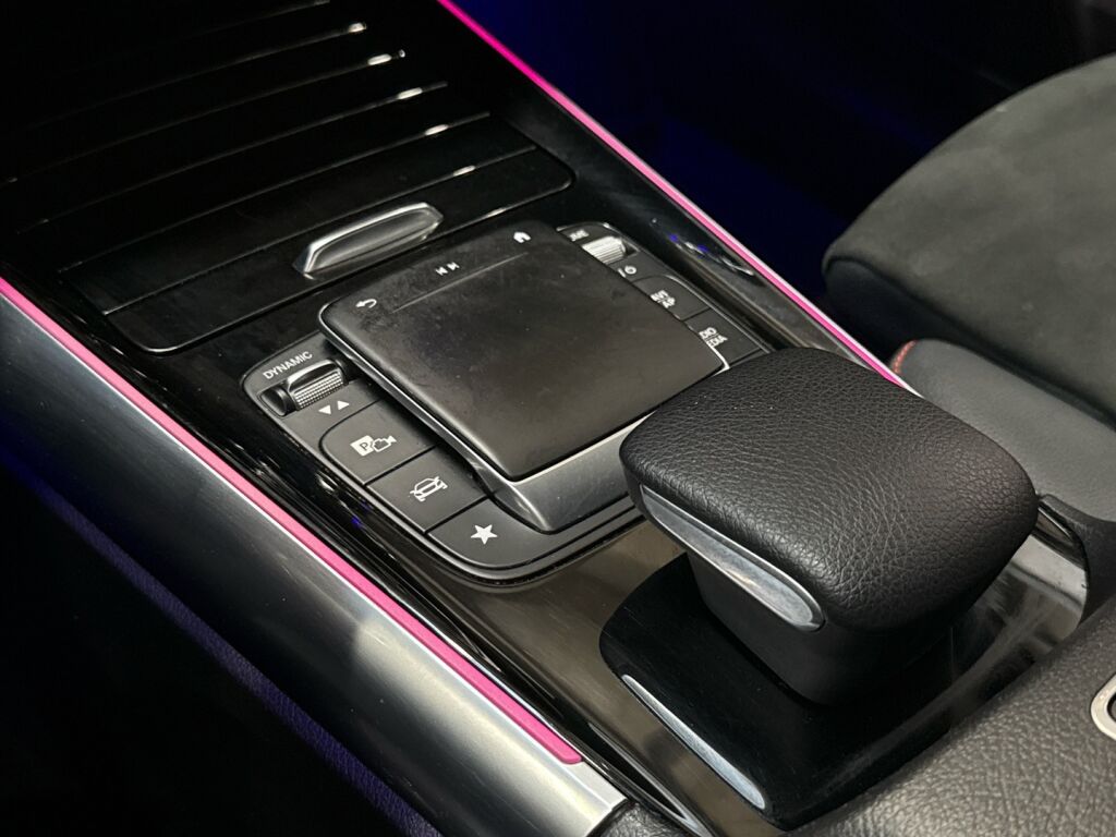 Mercedes-Benz GLA 2020 Valkoinen