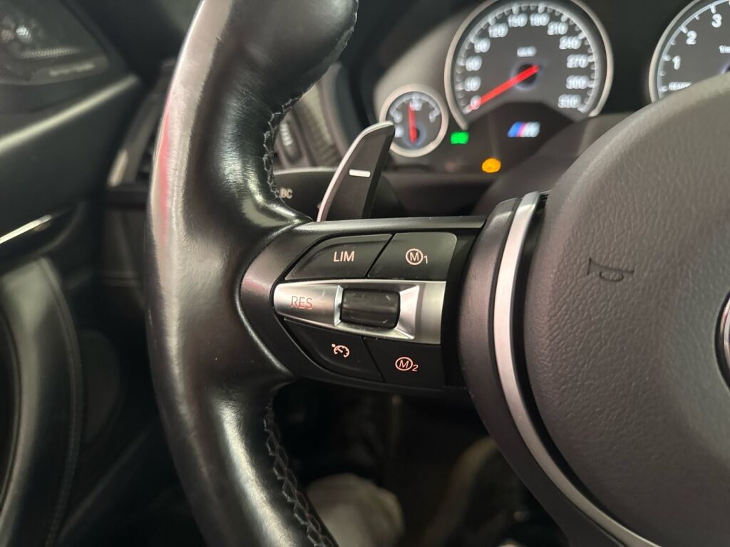 BMW M4 2015 Valkoinen