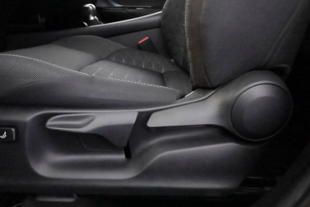 Toyota C-HR 2020 Harmaa