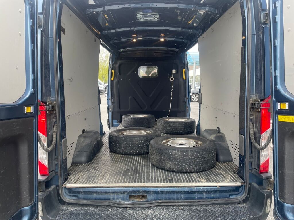 Ford Transit 2020 Chrome Blue
