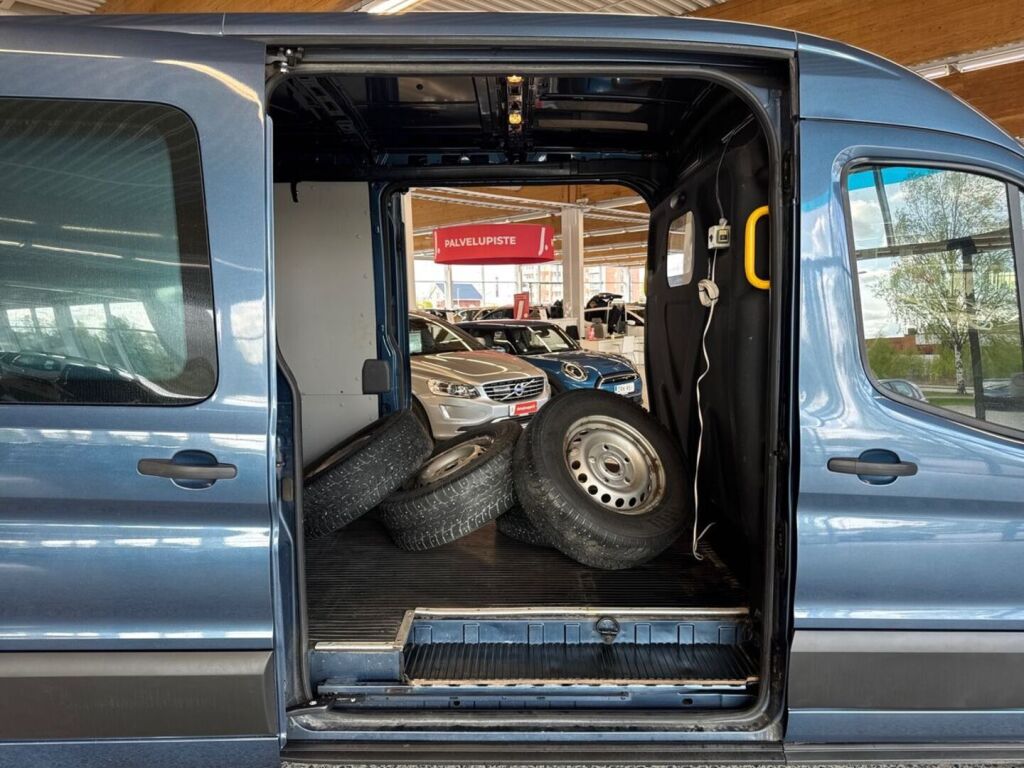 Ford Transit 2020 Chrome Blue