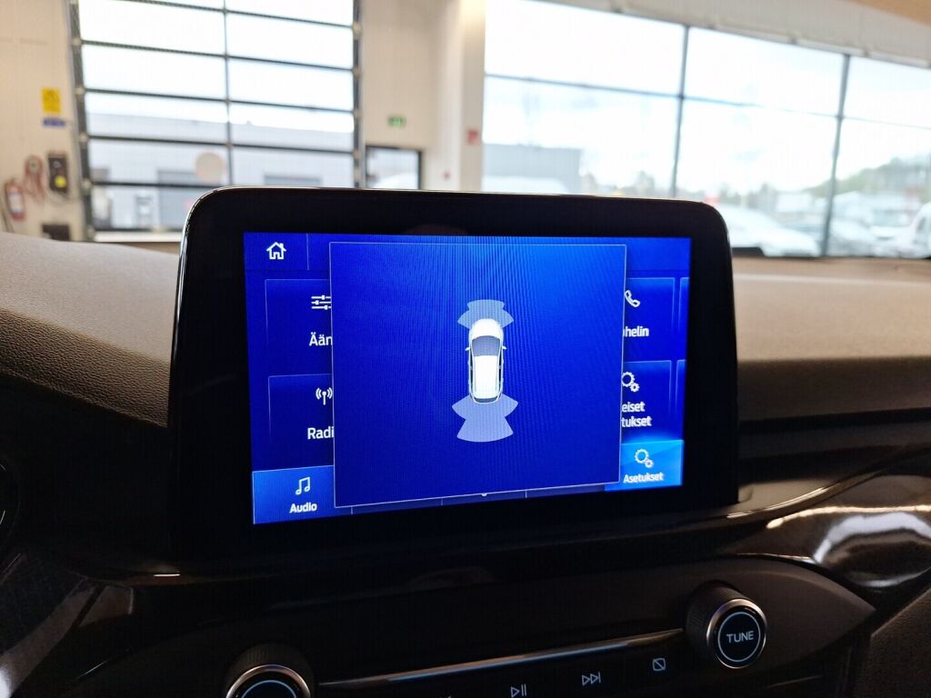 Ford Focus 2020 Punainen