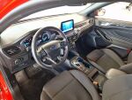 Ford Focus 2020 Punainen