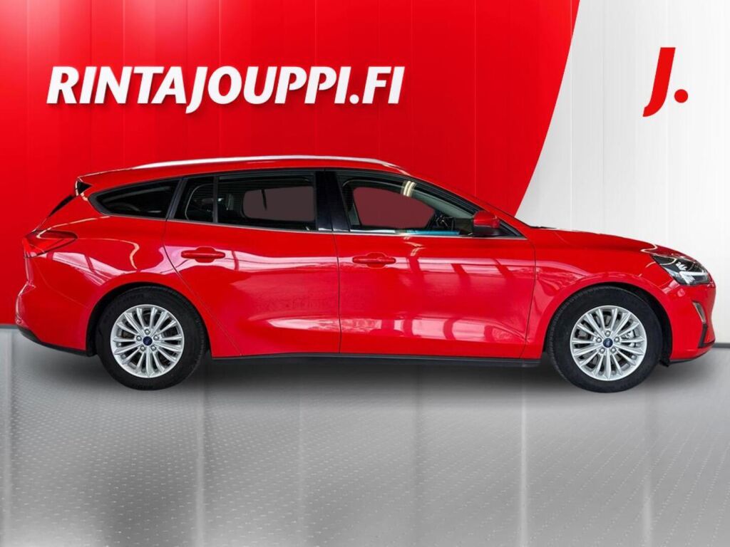 Ford Focus 2020 Punainen