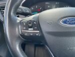 Ford Focus 2020 Punainen