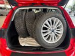 Ford Focus 2020 Punainen