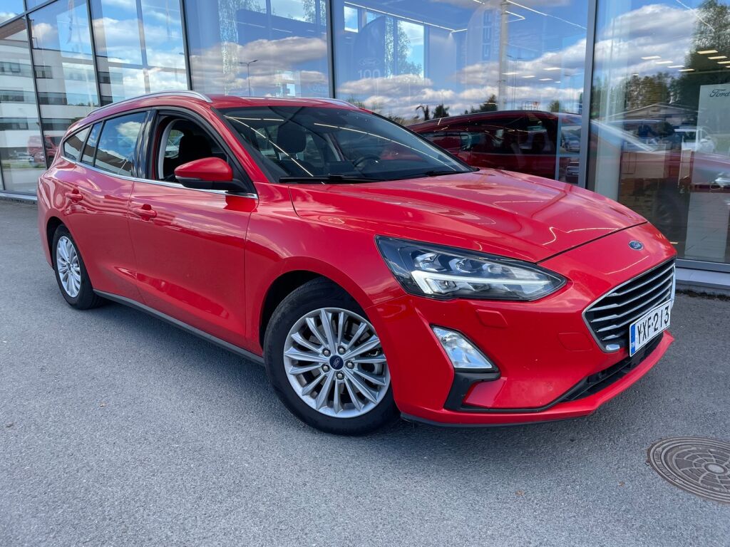 Ford Focus 2020 Punainen