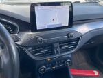 Ford Focus 2020 Punainen