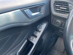 Ford Focus 2020 Punainen