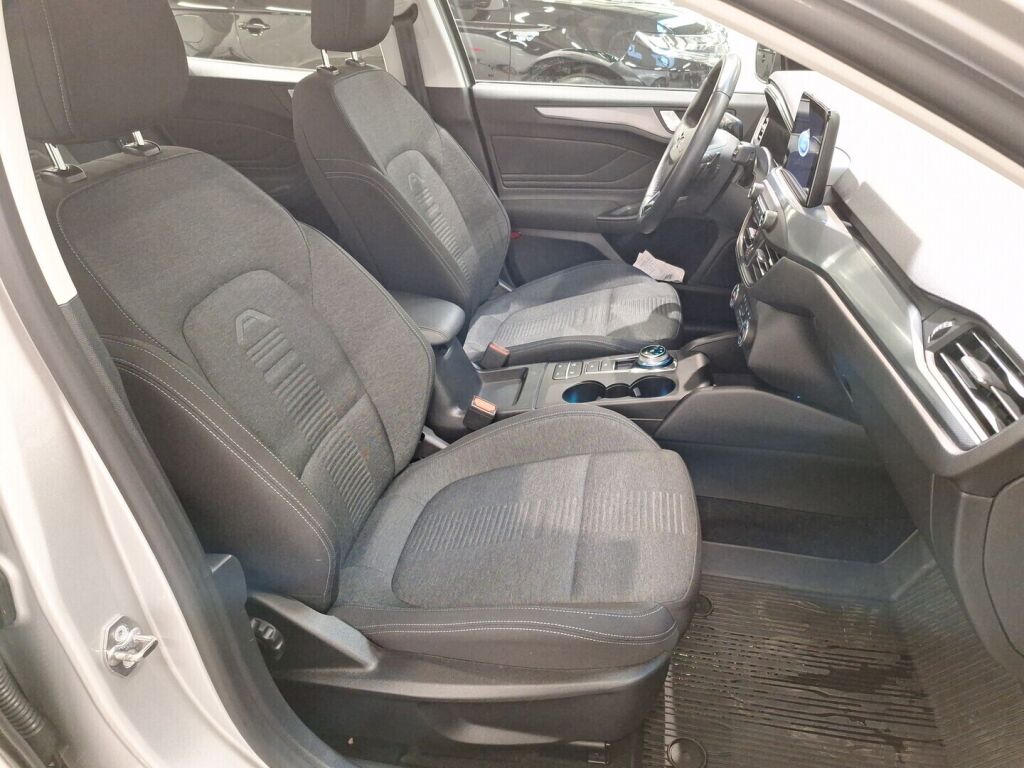 Ford Focus 2020 Harmaa