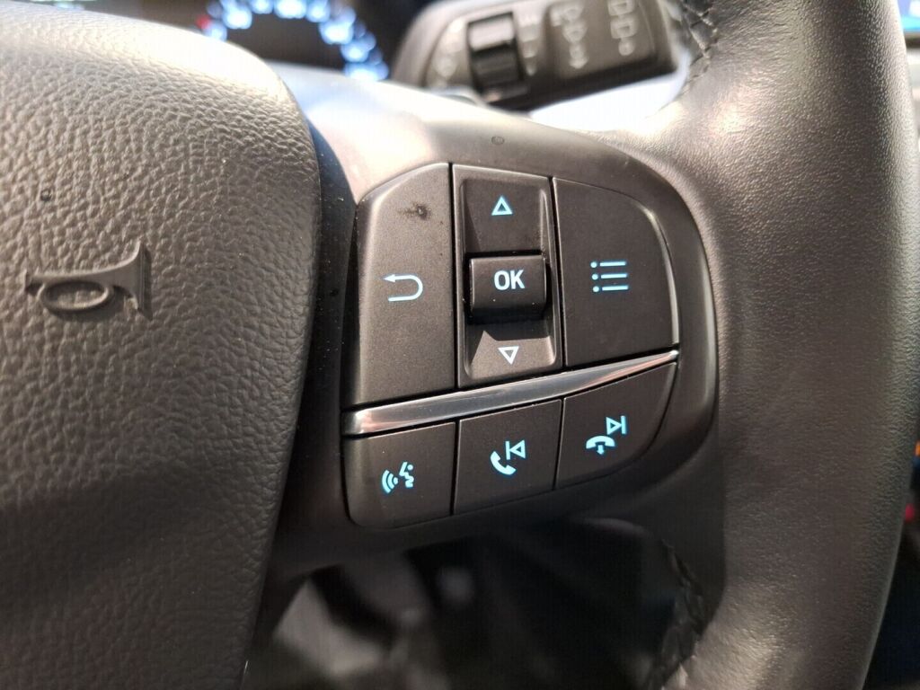 Ford Focus 2020 Harmaa