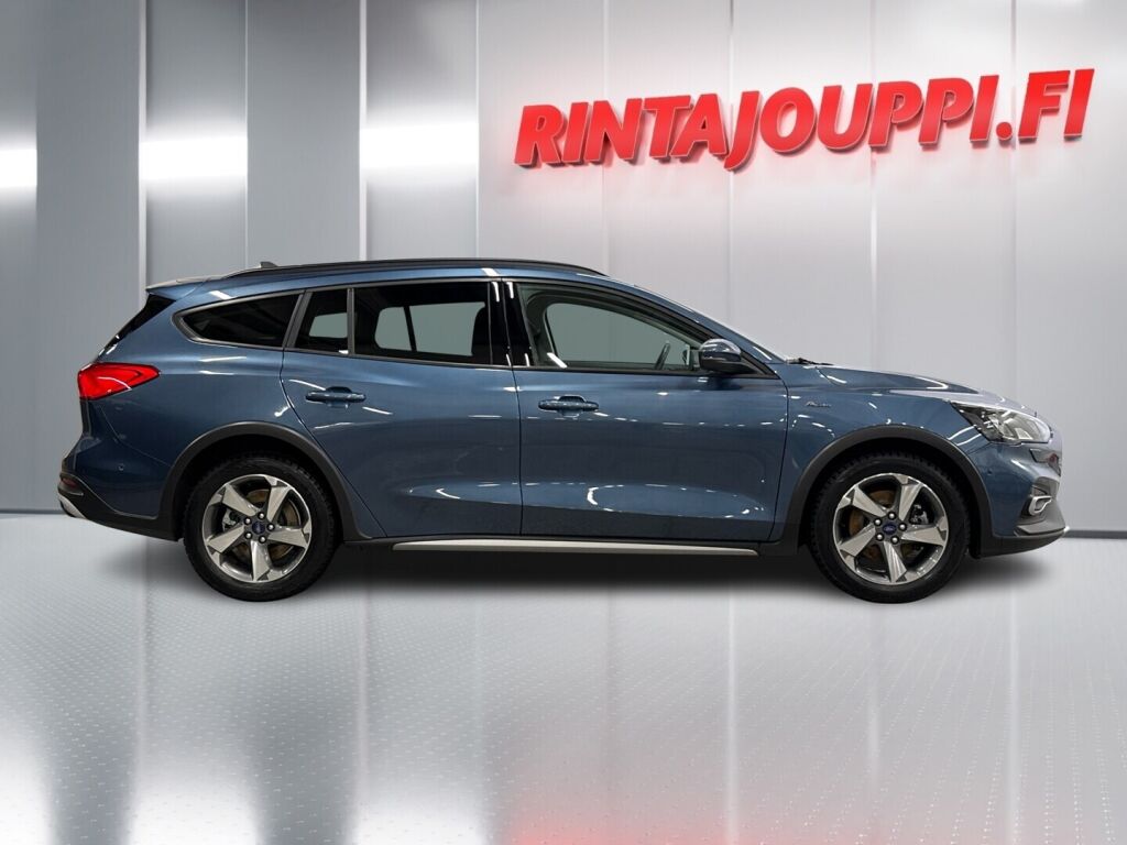 Ford Focus 2020 Sininen