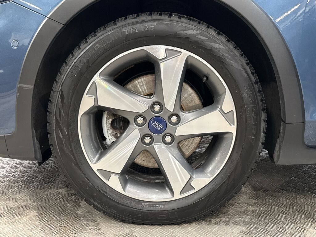 Ford Focus 2020 Sininen