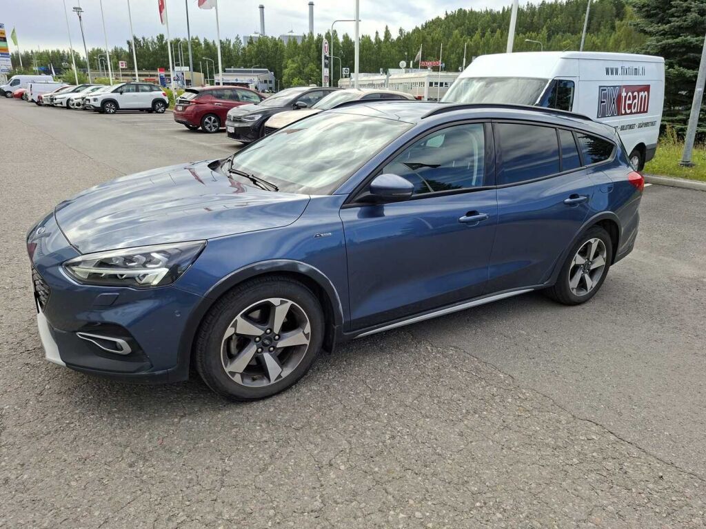 Ford Focus 2020 Sininen