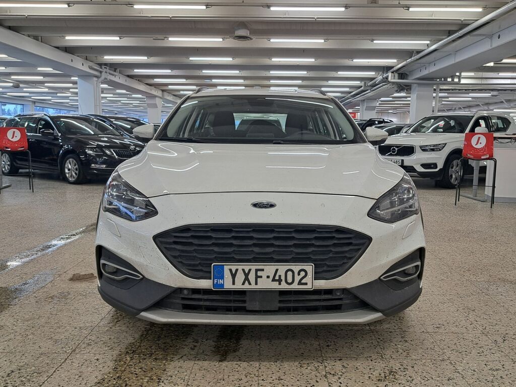 Ford Focus 2020 Valkoinen