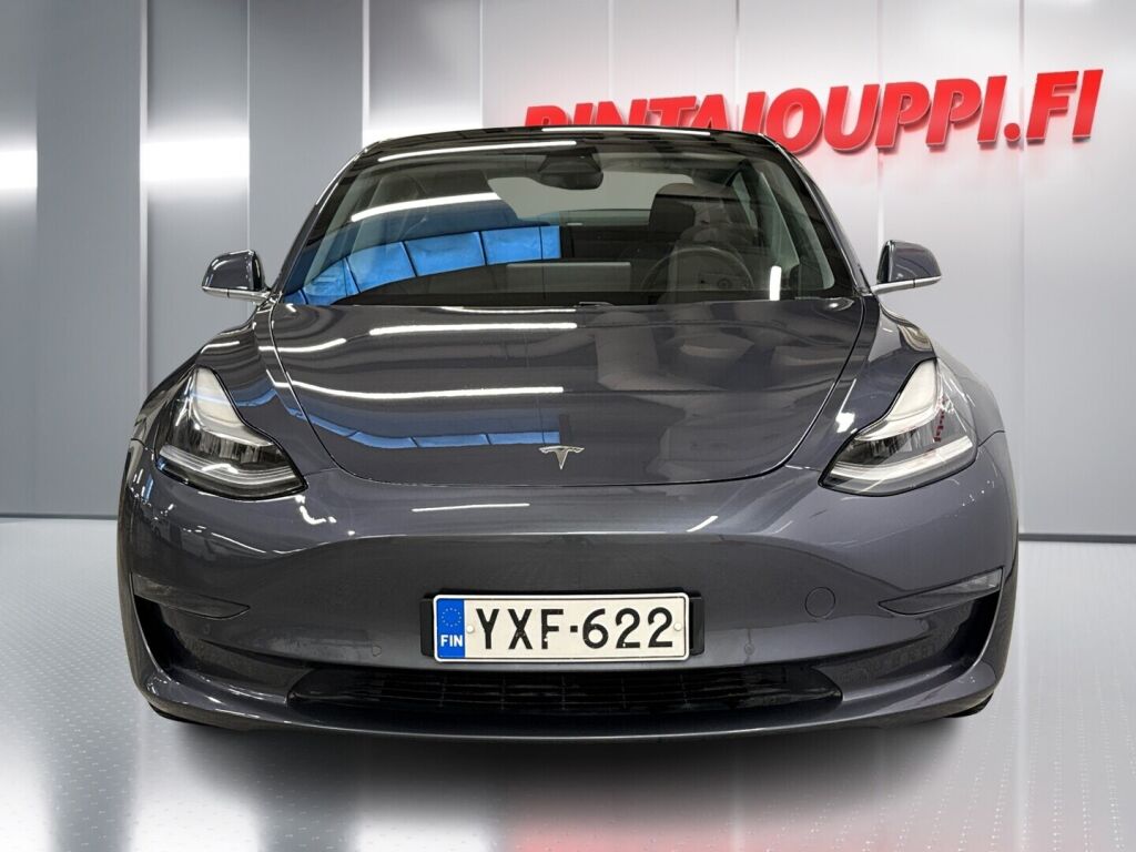 Tesla Model 3 2020 Harmaa