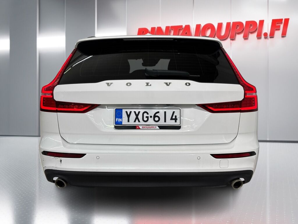 Volvo V60 2020 Valkoinen