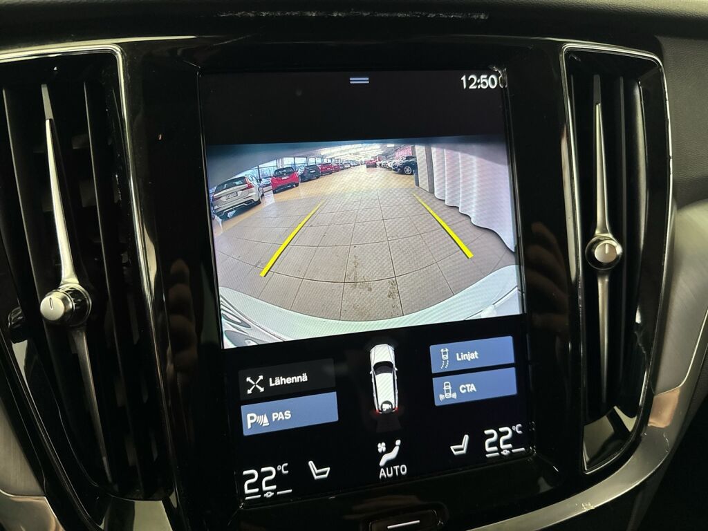 Volvo V60 2020 Valkoinen