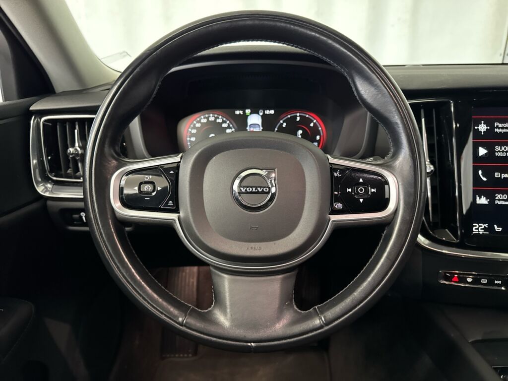 Volvo V60 2020 Valkoinen
