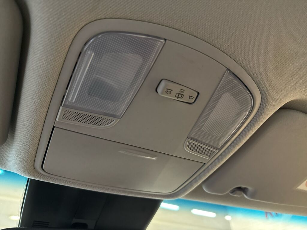 Hyundai KONA 2021 Valkoinen