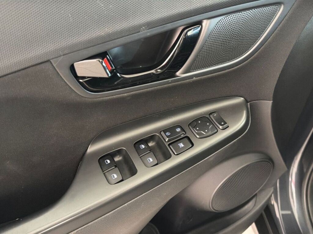 Hyundai KONA 2020 Harmaa