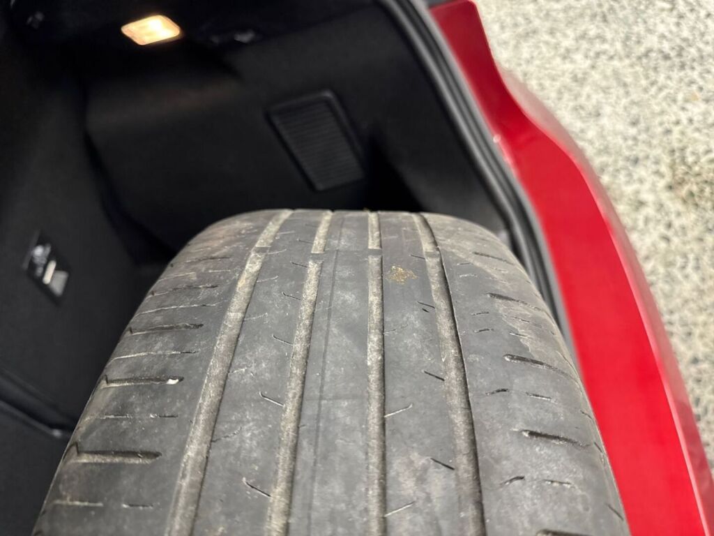 Ford Fiesta 2020 Punainen