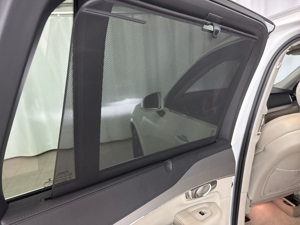 Volvo XC90 2016 Valkoinen