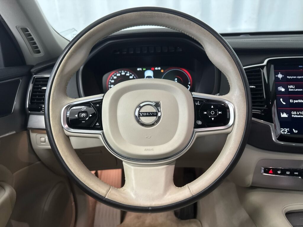 Volvo XC90 2016 Valkoinen