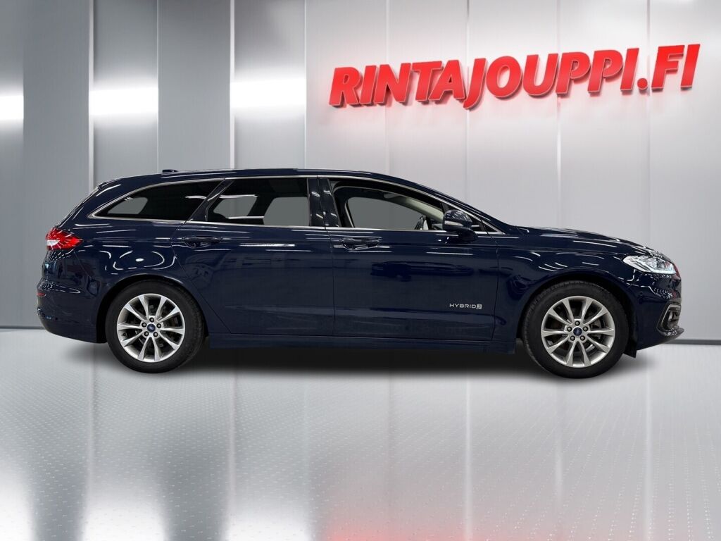 Ford Mondeo 2020 Sininen
