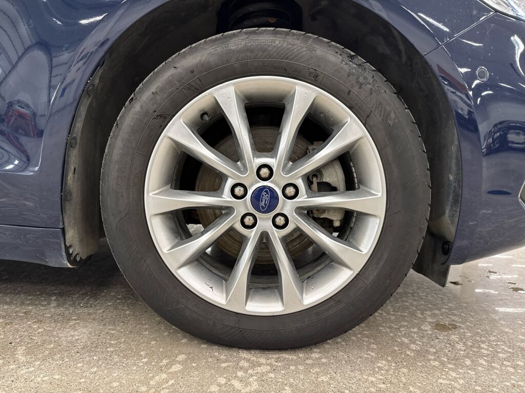 Ford Mondeo 2020 Sininen
