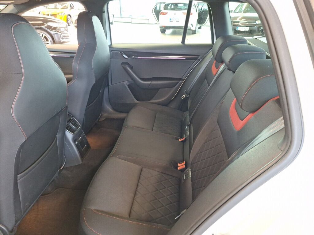 Skoda Octavia 2020 Valkoinen