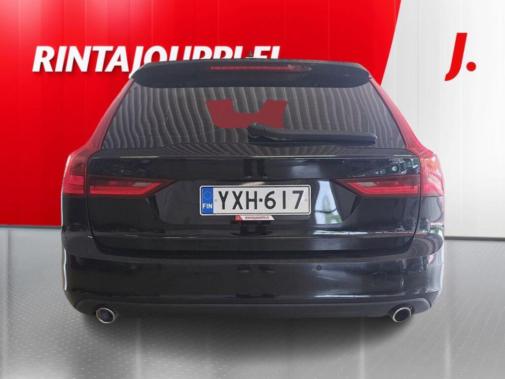Volvo V90 2021 Musta